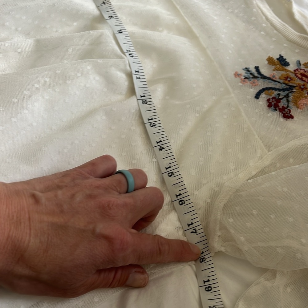 ***On hold***Xhilaration // Embroidered Sheer Cream Top size Medium - Picture 11 of 12